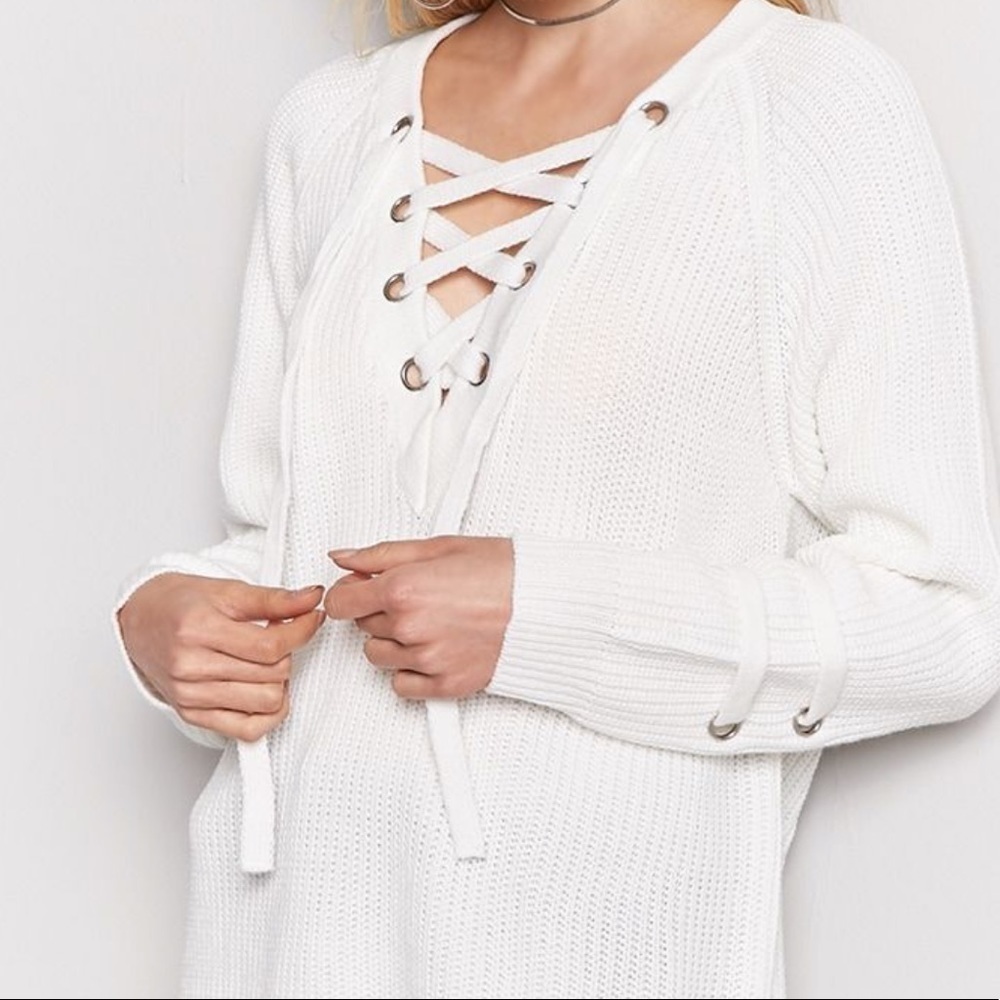Forever 21 White Lace Up Cable Knit Sweater M